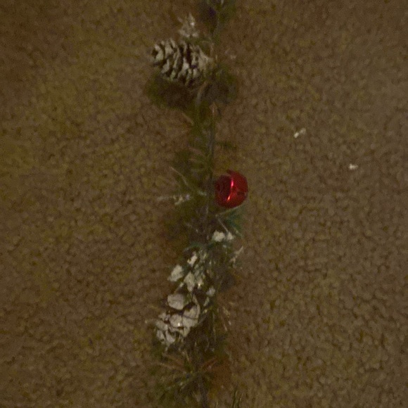 Snowy Garland with Red Jingle Bells - Picture 4 of 5